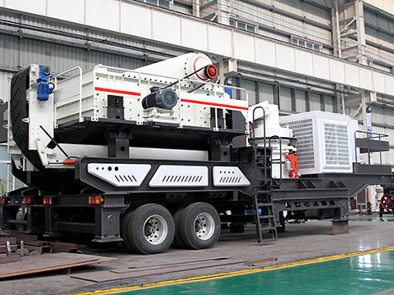 Mobile cone crushing plant