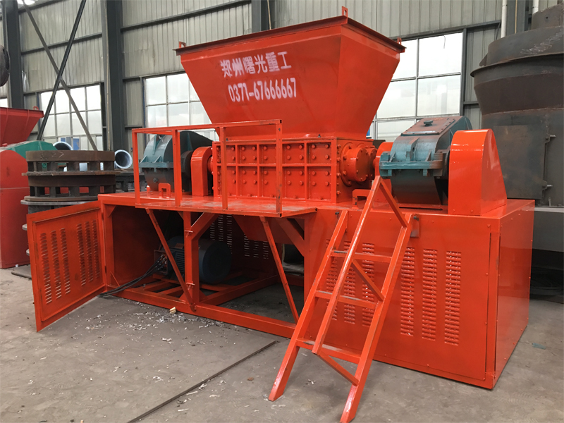 Industrial metal shredder