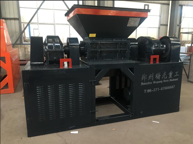 Rubber shredder machine